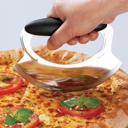 Imagem de Kit 2 Cortadores de Pizza Aço Inox Brinox Precision Plus 16,5cm Preto Massas Temperos Legumes