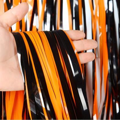 Imagem de Kit 2 Cortinas Metalizadas Em Fita Para Decoração Halloween