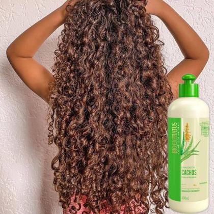 Imagem de Kit 2 Creme de Pentear Cabelos Cacheados Finalizador Cachos Babosa e Macadâmia Bio Extratus 500ml