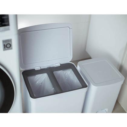 Imagem de Kit 2 Lixeiras de Pedal com Aro Interno 12 Litros e 20 Litros Dupla Seletiva OU Trium Branco
