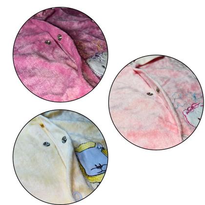 Imagem de Kit 2 Peças Macacão de Plush Bebê Bordado com Capuz Quentinho Menina Menino Cores Sortidas