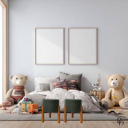 Imagem de Kit 2 Puffs Redondos em Linho Luxo, Banqueta Decorativa com Pés Palito de Madeira. Ideal para Sala, Quarto, Closet, Rece