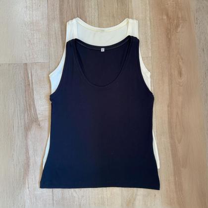 Imagem de Kit 2 Regatas Femininas Básicas em Viscolycra Preto e Off White