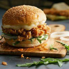 Imagem de Kit 2 Un De Maionese Junior Sabor Bacon Baconnaise Molho Cremoso Em Frasco De 360g Para Lanche Hotel Pousada Porção