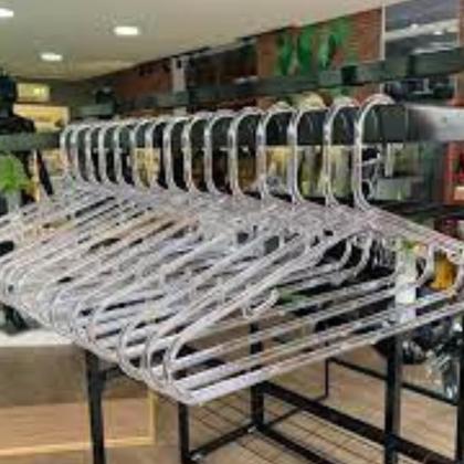 Imagem de KIT 20  Cabide adulto Titureiro De Luxo Executivo Reforçado Organizar Roupas Closet -ACRILICO