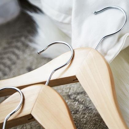 Imagem de Kit 20 Cabide De Madeira Marfim Com Verniz Infantil