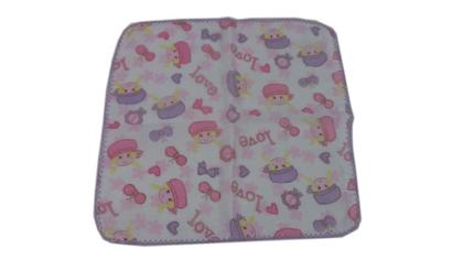 Imagem de Kit 20 Fraldas 2 Toalha Capuz 4 Cueiro 1 Travesseiro Menina