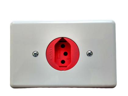 Imagem de Kit 20 Tomada De Embutir Giratória Voltim 2P+T 20A