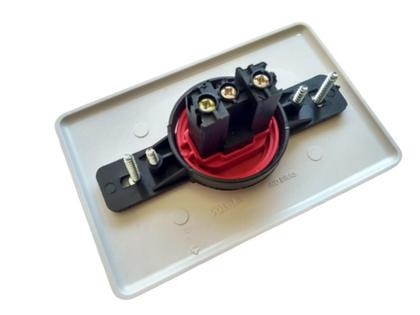 Imagem de Kit 20 Tomada De Embutir Giratória Voltim 2P+T 20A