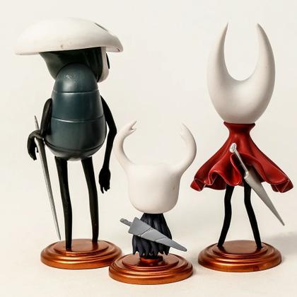 Kit 3 bonecos hollow knight zote quirrel hormet miniaturas s/cx