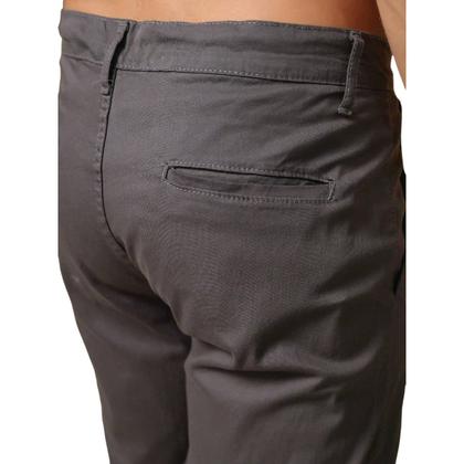 Imagem de Kit 3 Calças de Sarja Preto / Chumbo e Azul-Marinho  Corte Alfaiataria Masculina Slim Fit com Lycra Bolso Embutido Social Casual