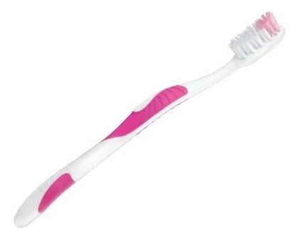 Imagem de Kit 3 Escovas Dentais Colgate Essencial Clean Suave