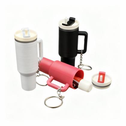Imagem de Kit 3 Mini Chaveiros de Copos  Acessórios para Bolsas e Chaves, Presente Criativo
