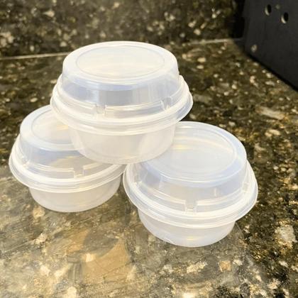 Imagem de Kit 3 Pacotes de Potes 75 ml P-03 Translúcido Liso sem Tampa Copaza PS com 50 unidades