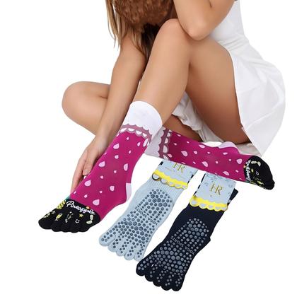 Imagem de Kit 3 Pares Meia Dedinho Feminina: 2 Antiderrapantes Yoga Pilates + 1 Lisa Dia a Dia