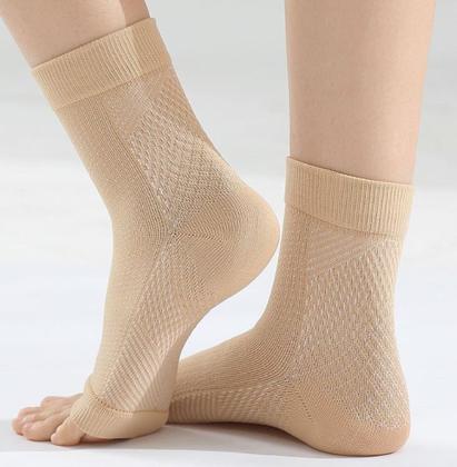 Imagem de KIT 3 PARES - Tornozeleira De Compressão Meias Sem Ponteira Unissex Ortopédico Para Dores Inchaços PRETO / BEGE