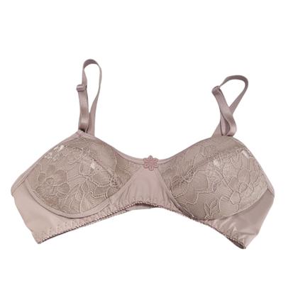 Imagem de Kit 3 Sutiãs Menina Moça Alça Com Bojo Em Lycra E Renda