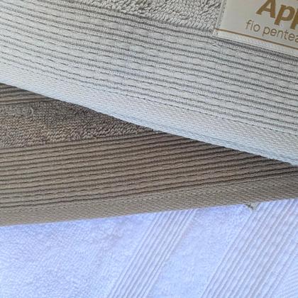 Imagem de Kit 3 Toalhas Rosto Alta Absorção Macia - 80cm x 50cm