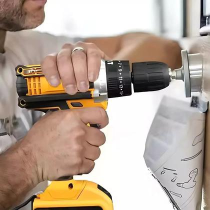 Imagem de Kit 32 Parafusadeira Furadeira 2 Baterias Maleta Sem Fio 24V