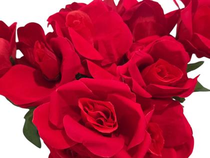 Imagem de Kit 4 Buquês Rosas Aveludadas Vermelhas Artificial Decoração