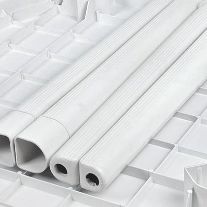 Imagem de Kit 4 Cadeiras Poltrona 1 Mesa Quadrada Desmontável Plástico