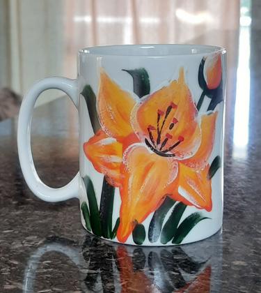 Kit 4 canecas 300ml - Porcelana decorada - Flores e Frutas - M.A.S. Imagem de Kit 4 canecas 300ml - Porcelana decorada - Flores e Frutas