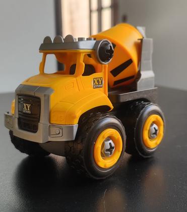 Imagem de Kit 4 Carrinho monta e desmonta Didático Brinquedo Educativo Caminhão Infantil Personagem Caminhão Amarelo e Carro interativo para Crianças