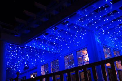 Imagem de Kit 4 Cascatas 400 Leds 10M C/ 8 Funções Azul C/ Fio Branco 127v