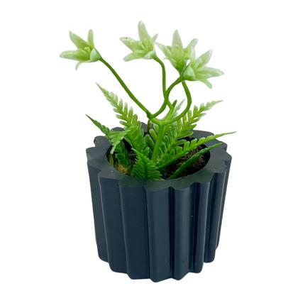 Imagem de Kit 4 Mini Vasinhos Com Planta Artificiais Decoração De Casas Escritórios