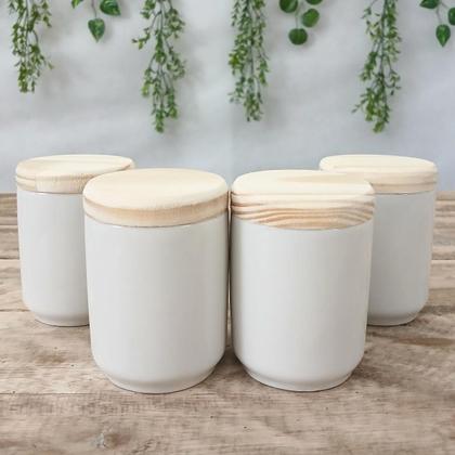 Imagem de kit 4 Porta Treco / Condimentos / Mantimentos 150ml - Potes Porcelana Tampa pinus