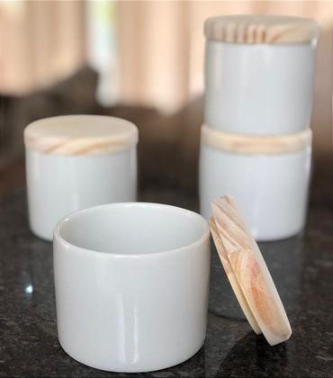 Imagem de Kit 4 Potes de Porcelana para Condimentos e Mantimentos com Tampa de Pinus - 200ml