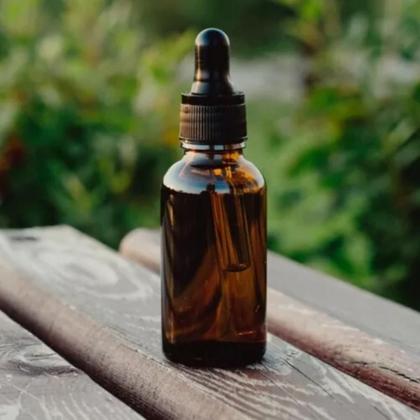 Imagem de Kit 5 Frascos de vidro Vazio Cor Âmbar 30ml com conta gota Aromatizante e Perfume óleos essências