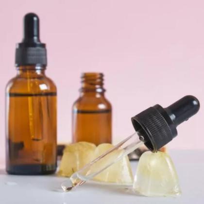 Imagem de Kit 5 Frascos de vidro Vazio Cor Âmbar 30ml com conta gota Aromatizante e Perfume óleos essências
