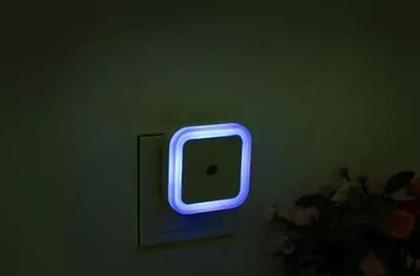 Imagem de Kit 5 Luz Noturna Abajour Led ul Sensor Acende Automático