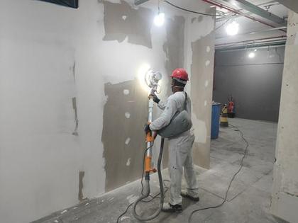 Imagem de Kit 50 Discos De Lixas 225mm Para Lixadeiras Girafa De Tetos Menegotti/Nauber e Todas com 06 Furos