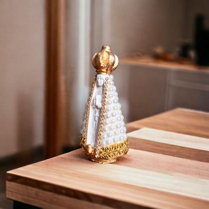 Imagem de Kit 50 Nossa Senhora Aparecida Pérola 10cm Lembrança