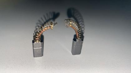 Imagem de Kit :6 Escovas Carvão Maquina Cortar Tecido Rc100 Disco