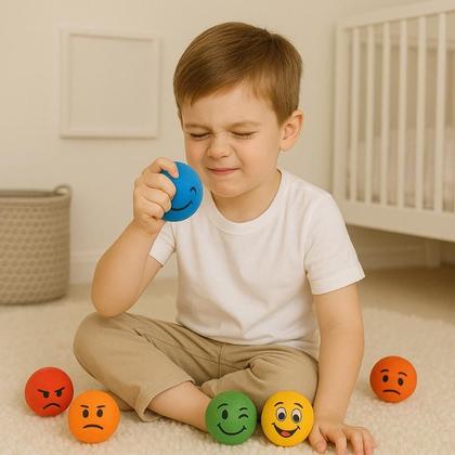 Imagem de Kit 72 Bolinhas Bola Macia Emoji Anti Stres Smile Massagem