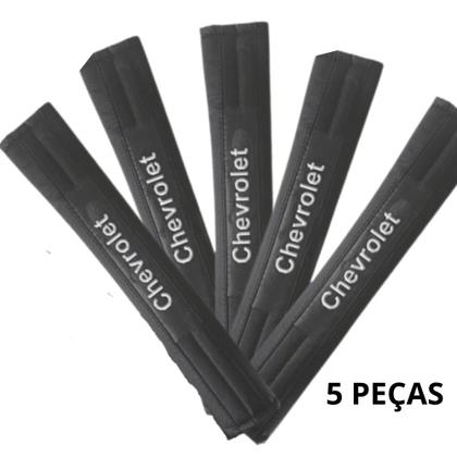 Imagem de Kit Acessórios Onix 2019 a 2025 Tapete Emborrachado + Porta Malas + 5 Capas de Cinto Segurança