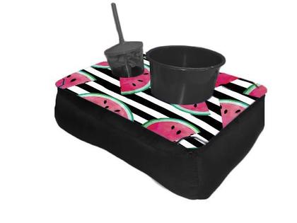 Imagem de Kit Almofada C/ Porta Pipoca Balde + 1 Copo Estampas Divertidas