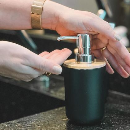 Imagem de Kit Banheiro 4 Peças Completo Lixeira Porta Escova Sabonete Bambu