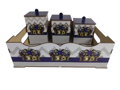 Imagem de Kit Bebe Higiene Coroa Decoração Com Trio De Quadrinhos Mdf