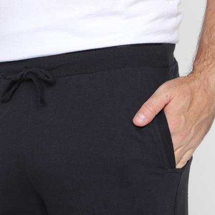 Imagem de Kit Bermuda Básicos 3 Peças Masculina