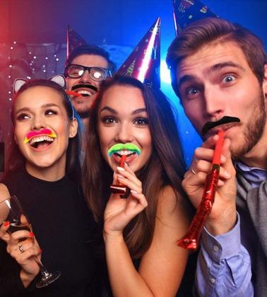 Imagem de Kit Bigodes falso Coloridos de Pelúcia + Sobrancelhas