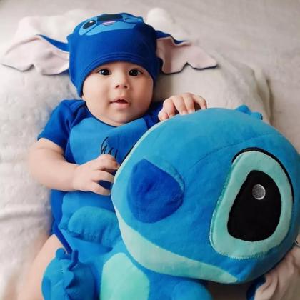 Imagem de Kit Body Bebê Temático de Algodão Lilo & Stitch Com Touca Para Mesversário
