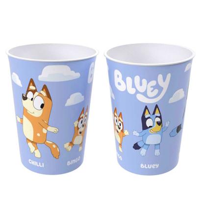 Imagem de Kit Boneca Bingo do Desenho Bluey 20cm com Copo Original