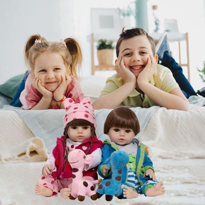 Imagem de Kit Boneca Reborn Gêmeos Menina Menino Fofos Com Pelúcia