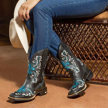 Imagem de Kit Bota Texana Western Feminina Texas Gold Bordado Flor de Liz com Boné Trucker