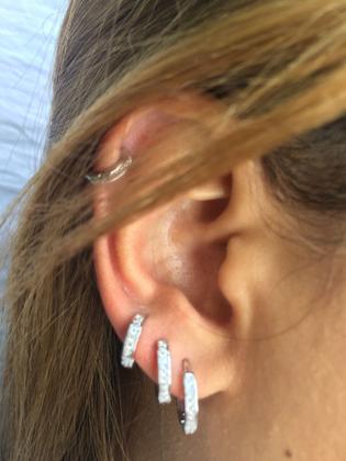 Imagem de Kit Brinco Trio Com 3 Argolas Cravejadas Em Micro Zircônias prata