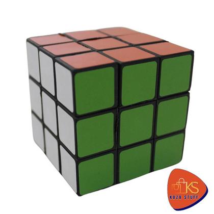 Imagem de Kit Brinquedos 3x1 - Pião, Cubo e jogo de botões